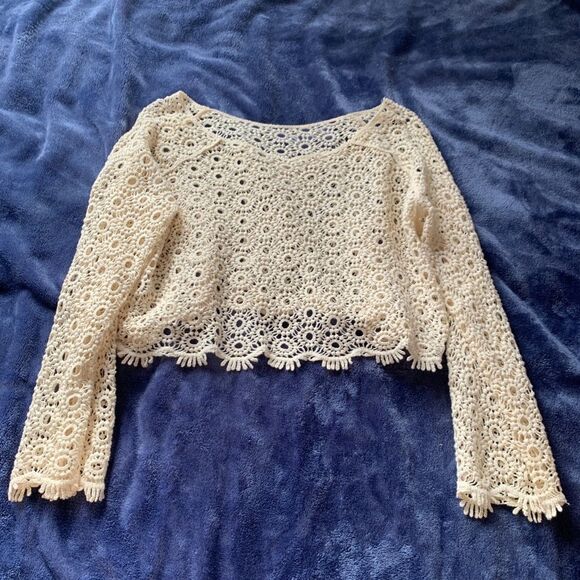 NWOT Beautiful Crop Top Crochet Boho Beach‎ Summer Style - Picture 1 of 4